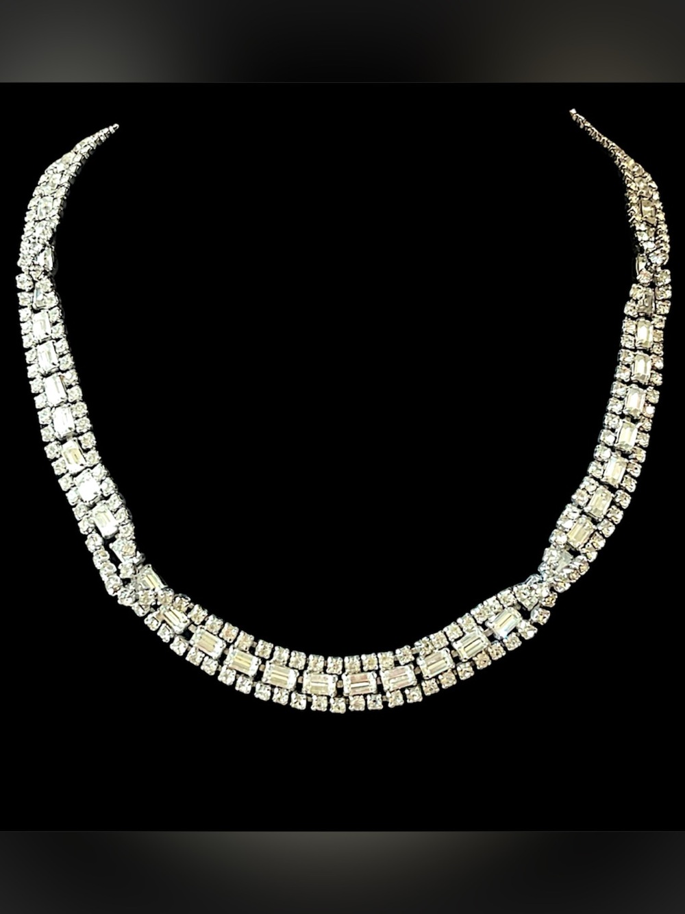 Vintage Rare Kramer New York Clear Rhinestone Twist Necklace 15”